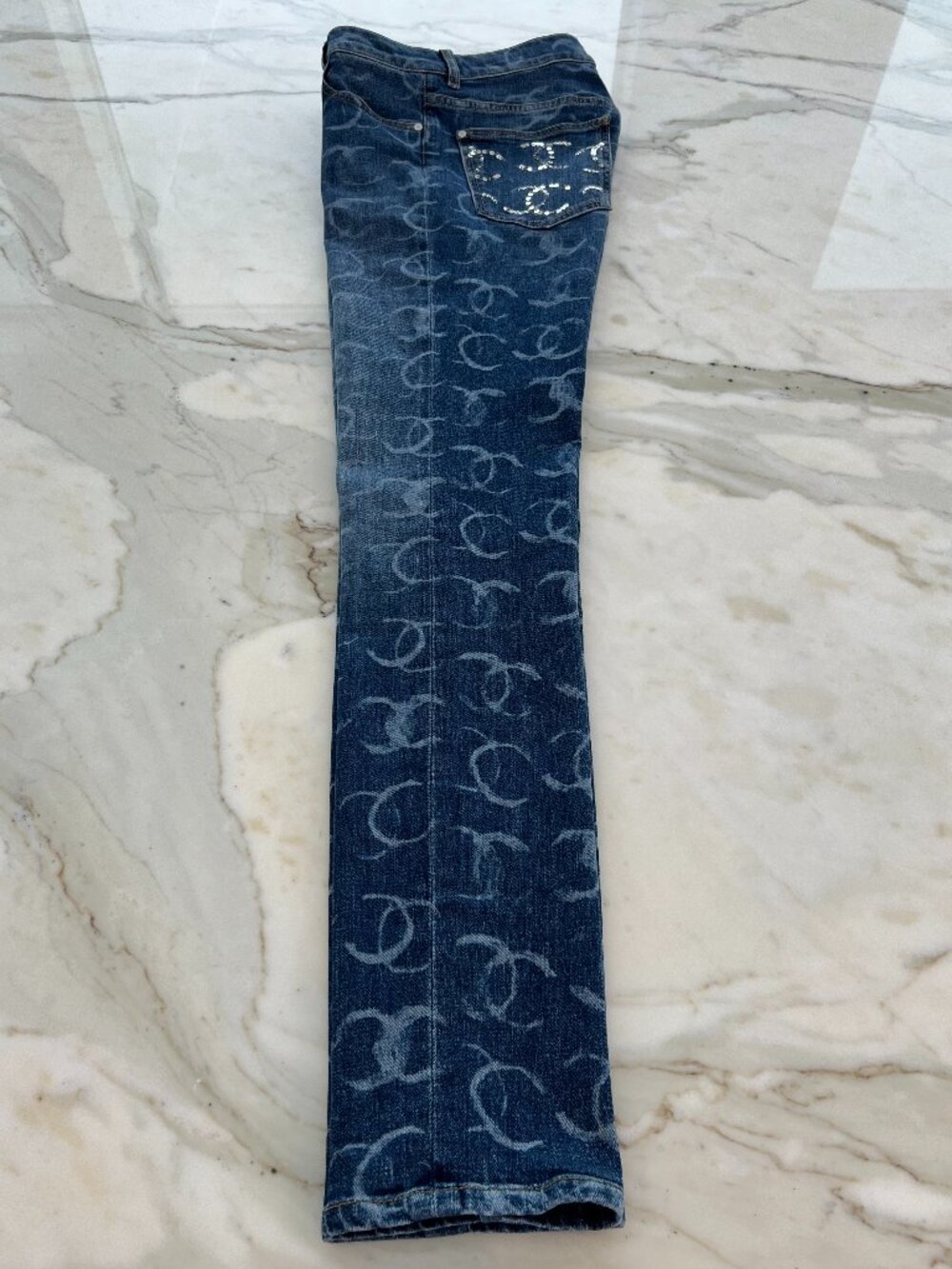 CHANEL 23N CC DARK BLUE SILVER SEQUINS BOOT CUT JEANS SIZE FR 36 / US 4 NWTS! - Picture 8 of 16